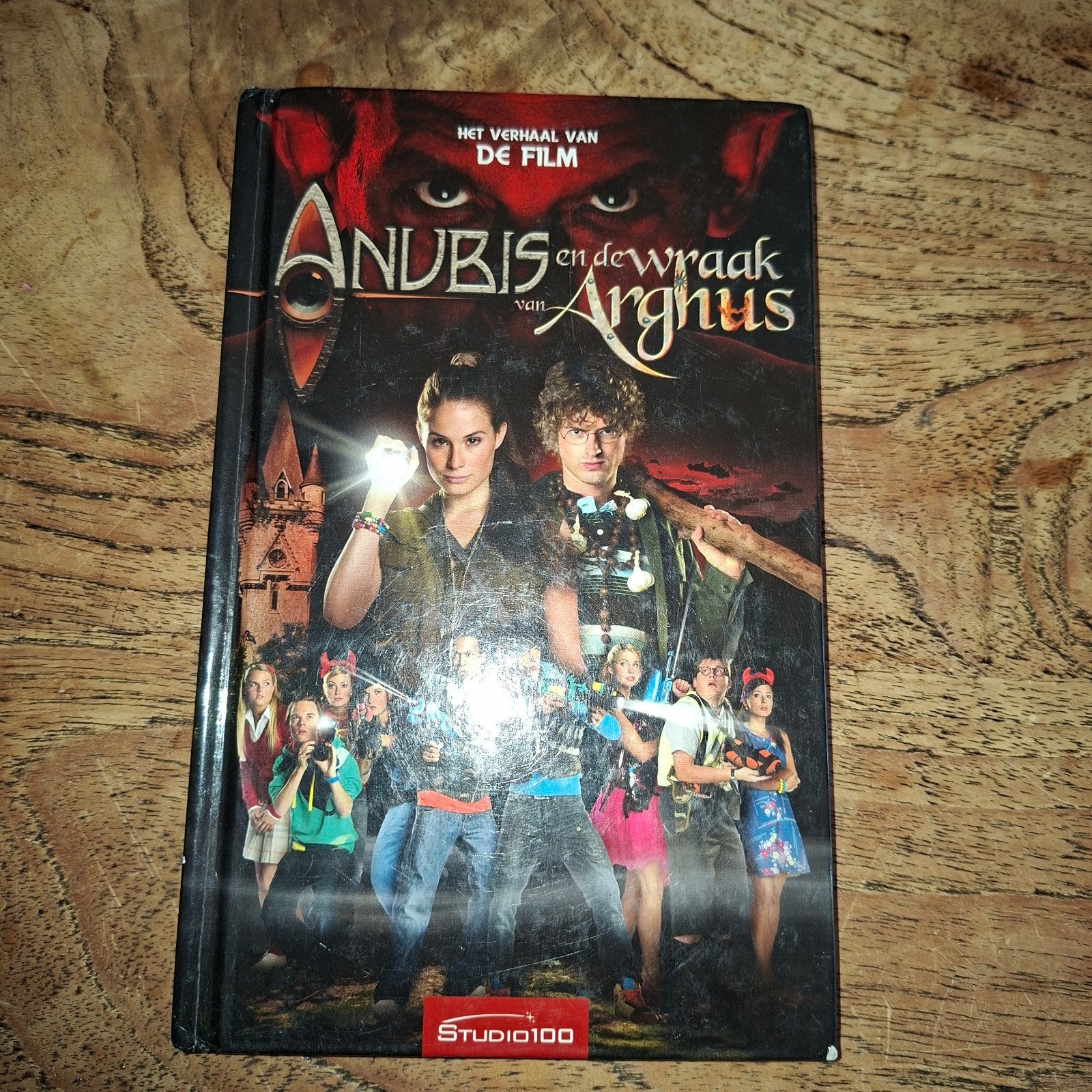 Het verhaal van de film Anubis en de Wraak van Arghus, Boeken, Ophalen of Verzenden, Gelezen, Studio 100, Fictie