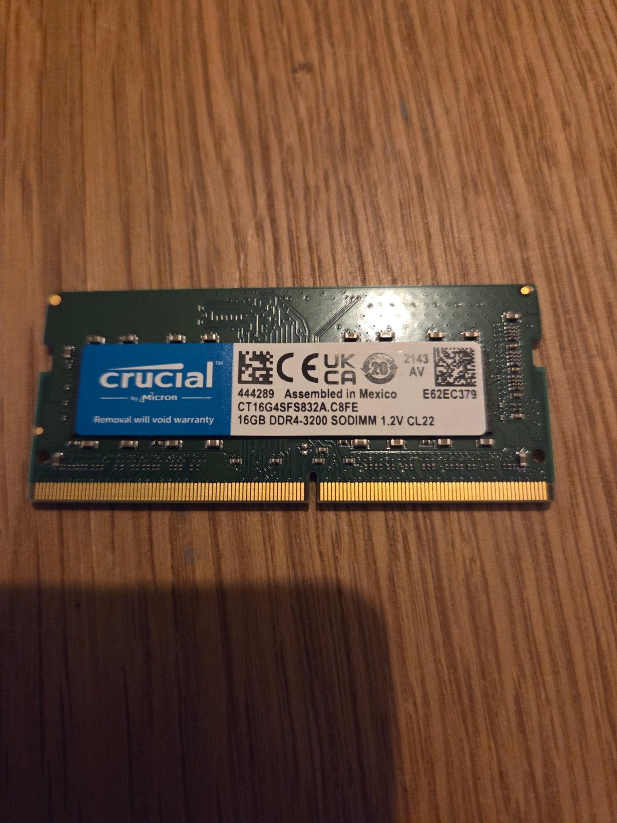 crucial 16GB DDR4 3200, Computers en Software, DDR4, Ophalen of Verzenden, Zo goed als nieuw, Desktop