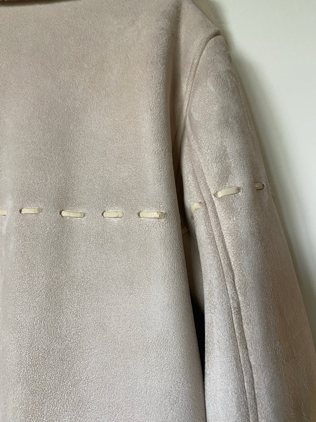 Mooie beige winterjas met warme teddy voering - Maat 40, Ophalen of Verzenden, Zo goed als nieuw, Maat 38/40 (M), Beige