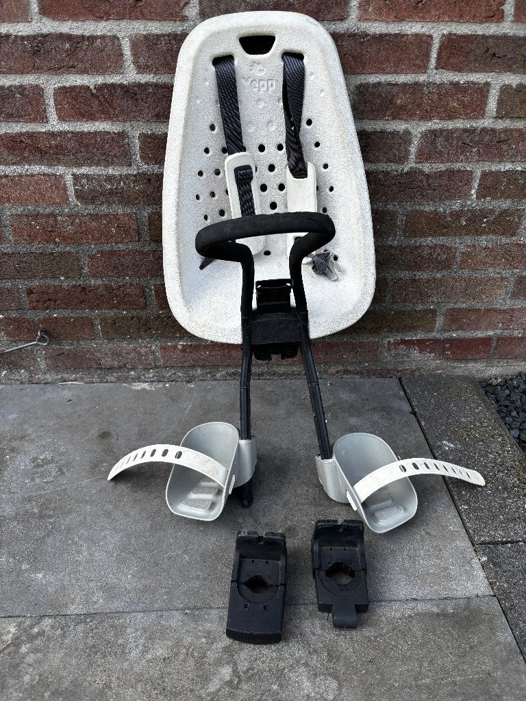 Yepp voorzitje wit – compleet met accessoires, Fietsen en Brommers, Fietsaccessoires | Fietsstoeltjes, Ophalen, Gebruikt, Yepp