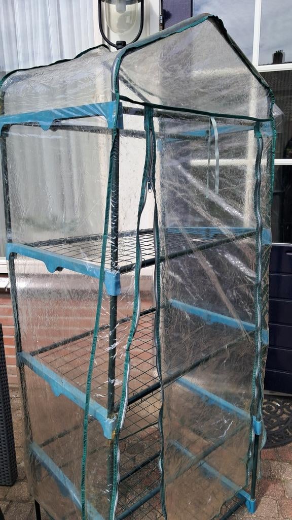Compacte kweekkas met foliepanelen en stalen frame, Gebruikt, Folie, Kweekkas, Ophalen