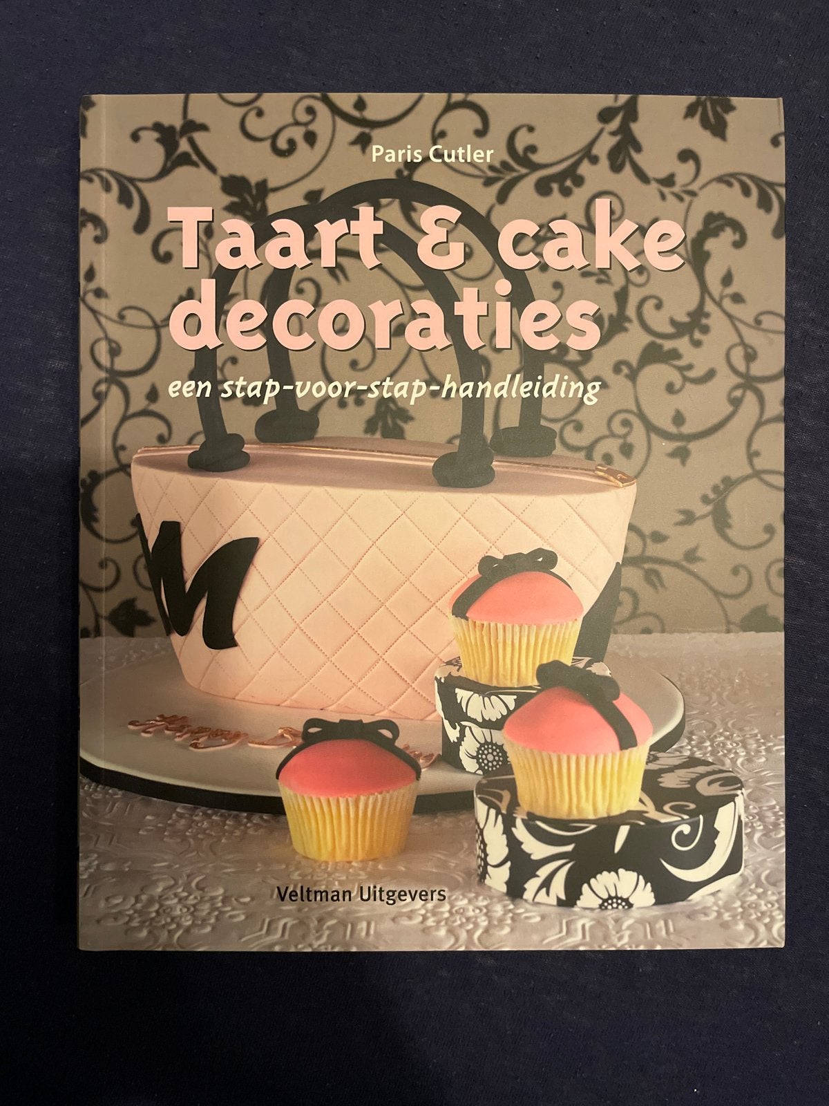 Taart & cake decoraties - Paris Cutler (Nieuw), Boeken, Ophalen of Verzenden, Nieuw, Taart, Gebak en Desserts
