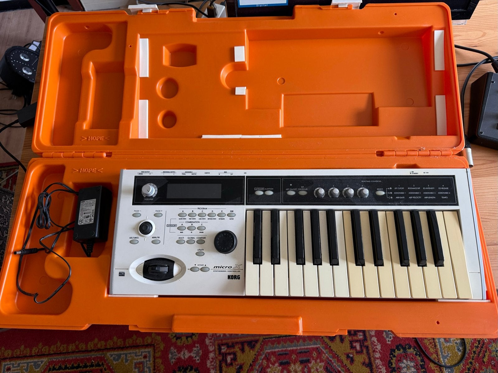 Korg Synthesizer MicroX met case - Goede staat, Gebruikt, Korg, Met koffer of flightcase, Overige aantallen