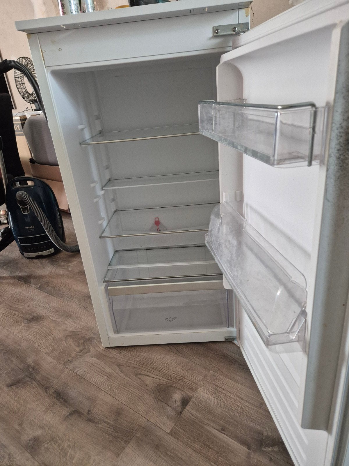 Inbouw koelkast - 2 jaar oud, 100 tot 150 liter, 45 tot 60 cm, Ophalen, 85 tot 120 cm