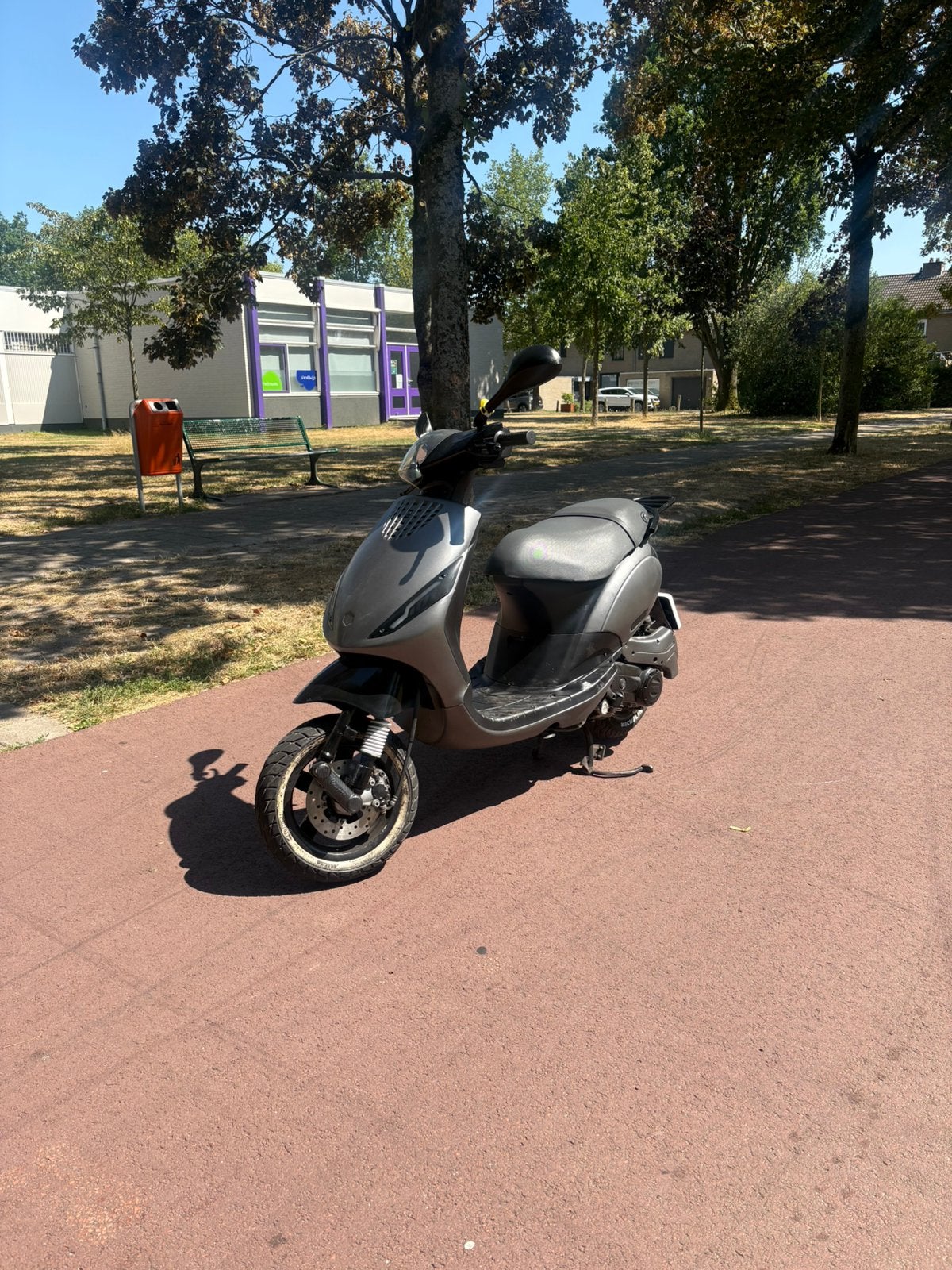 Zip 50cc sp voorvork h2o velgen, Fietsen en Brommers, Scooters | Piaggio, Ophalen of Verzenden, Zo goed als nieuw, Benzine, Zip
