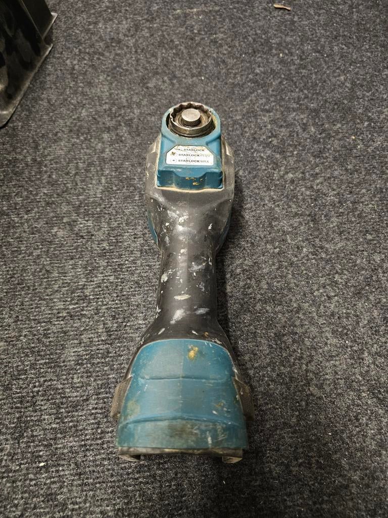 Makita dtm52 multitool werkt wel maakt wat lawaai., Ophalen, Gebruikt, Minder dan 700 watt, Overige typen