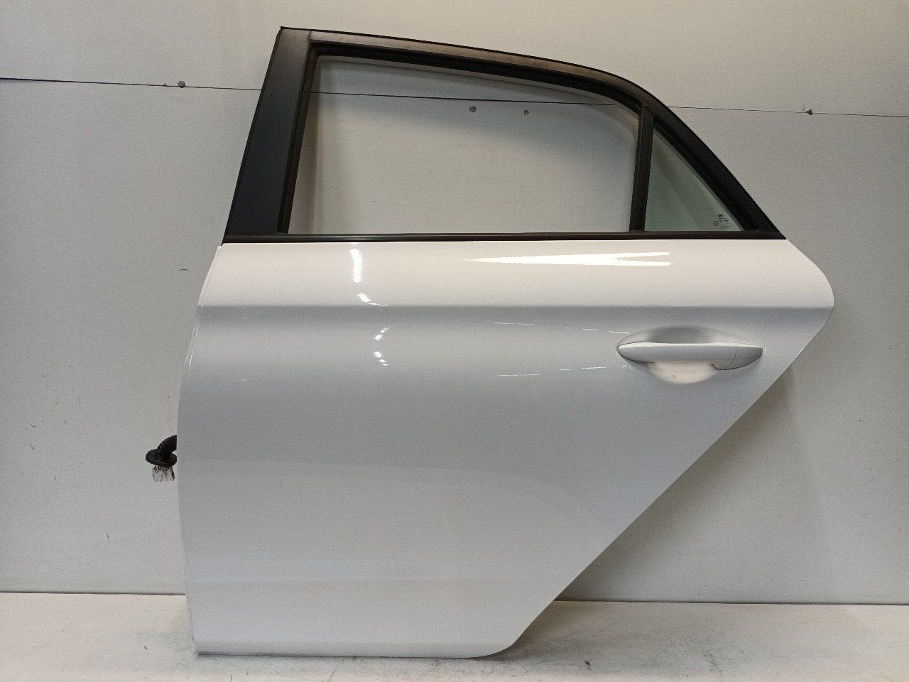 Portier links achter Hyundai i20, Onderdelen@venauto.nl, Van der Ven Autorecycling B.V., Gebruikt, Ettenseweg 76, 4706 PB Roosendaal, The Netherlands