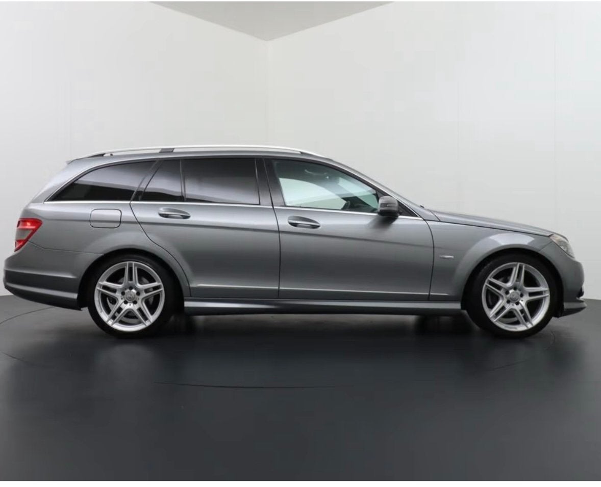 Mercedes-Benz C180 CGI Estate Automaat | AMG-pakket| CarPlay, Auto's, Achterwielaandrijving, 1800 kg, 1796 cc, Stationwagon