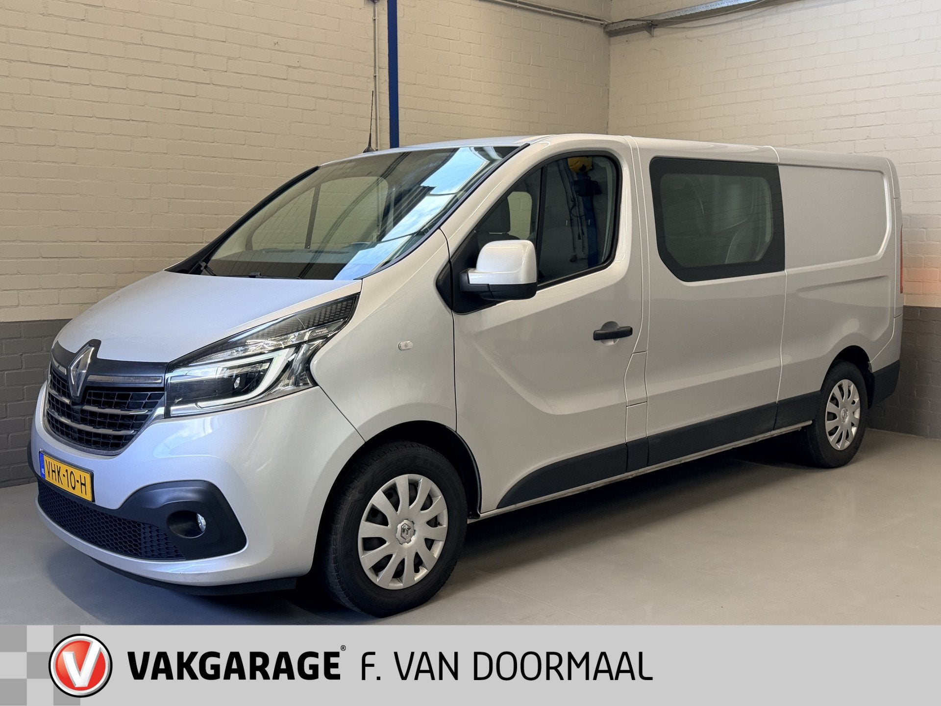 Renault Trafic 2.0 dCi 120 T29 L2H1 Dubbele Cabine Work Edit, Voorwielaandrijving, Gebruikt, Euro 6, 4 cilinders