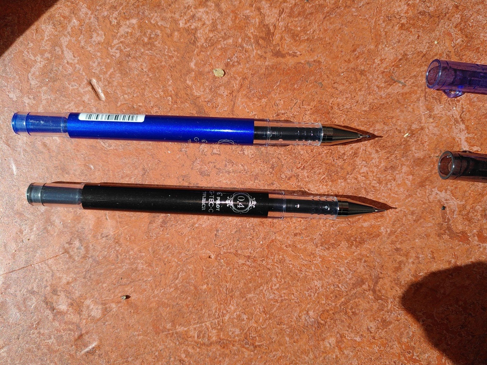 Kalligrafie pennen, blauw en zwart. Dikte penpunt 0.4., Ophalen of Verzenden, Zo goed als nieuw, Potlood of Stift