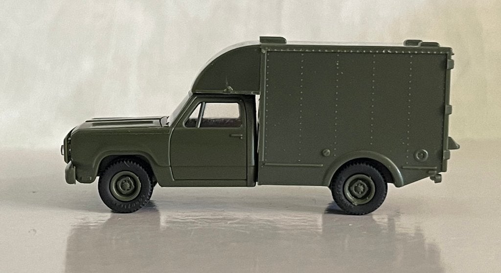 Herpa 700610: Dodge M880 1,25 ton 4x4 Ambulance, Ophalen of Verzenden, Zo goed als nieuw, Auto, Herpa