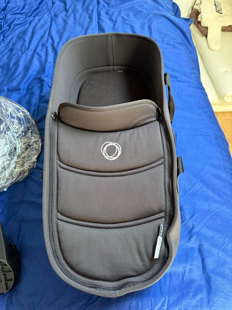 Bugaboo Bee 3 wieg met adapters, Kinderen en Baby's, Kinderwagens en Combinaties, Gebruikt, Bugaboo, Met reiswieg, Ophalen