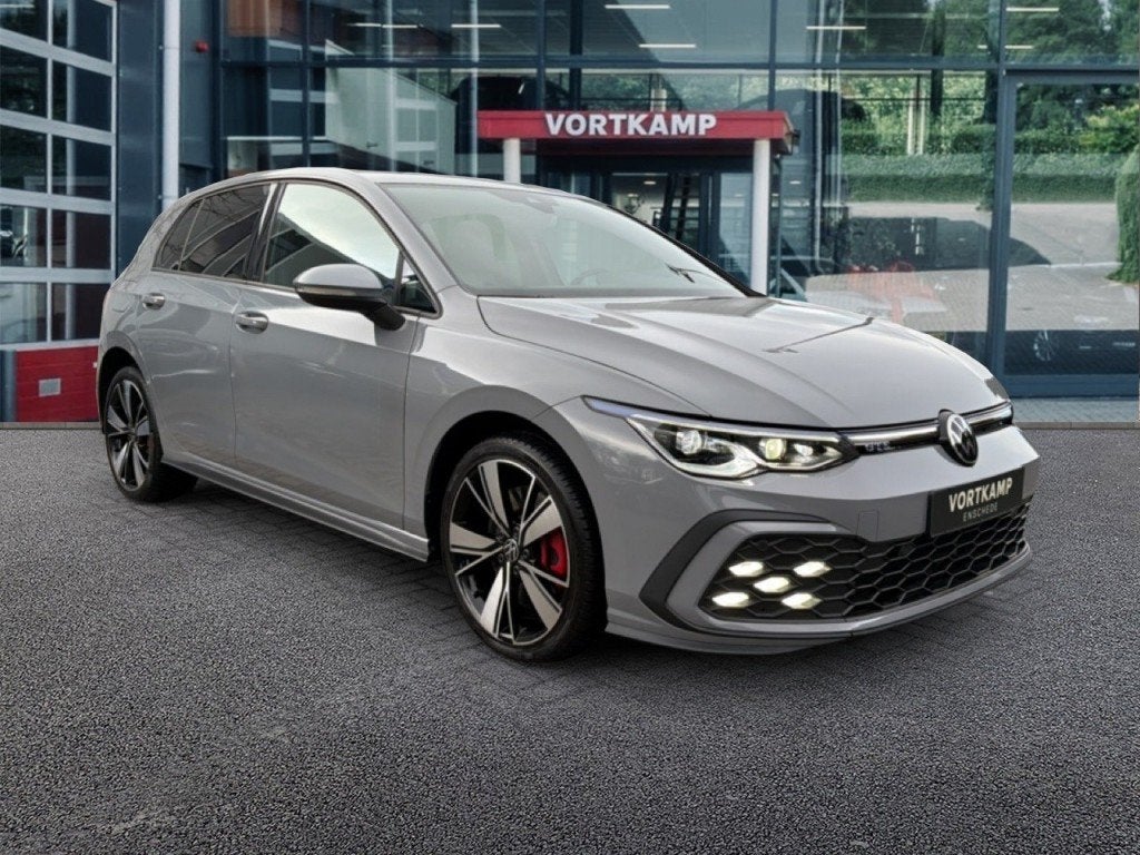 Volkswagen Golf 1.4 TSI GTE CAMERA/ACC/STOEL+STUURVERW/NAVI/, 12 maanden, Gebruikt, Adaptive Cruise Control, 1524 kg