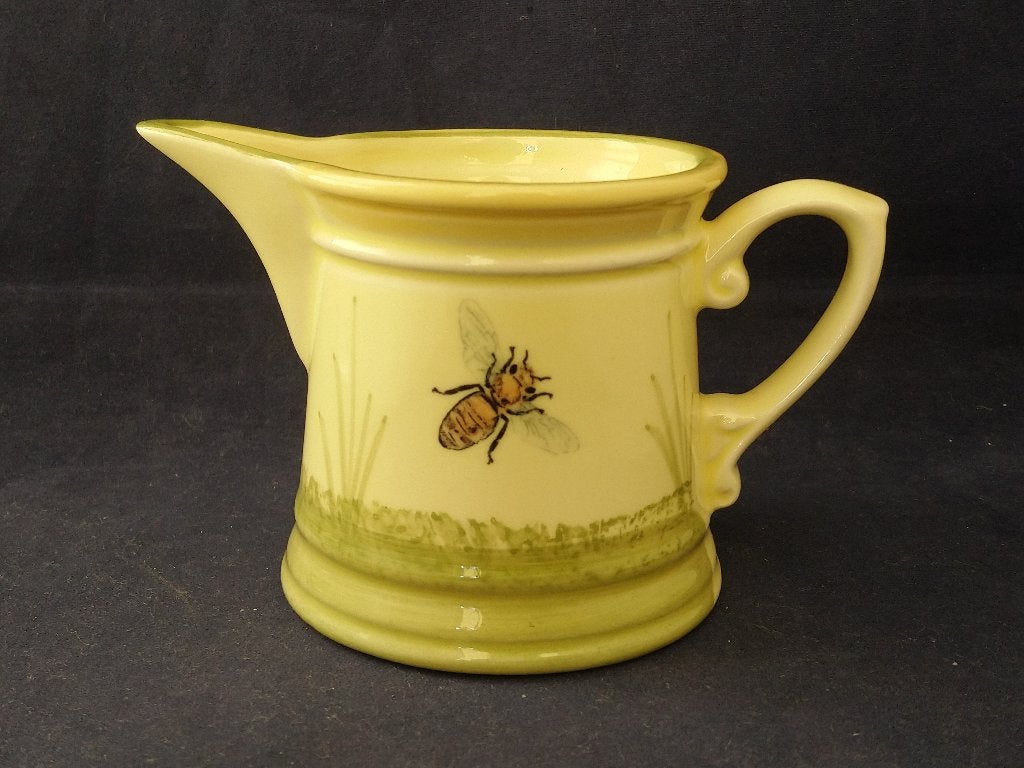 Zeller Bijenland - melkkannetje, Overige merken, Keramiek, Overige typen, Ophalen of Verzenden
