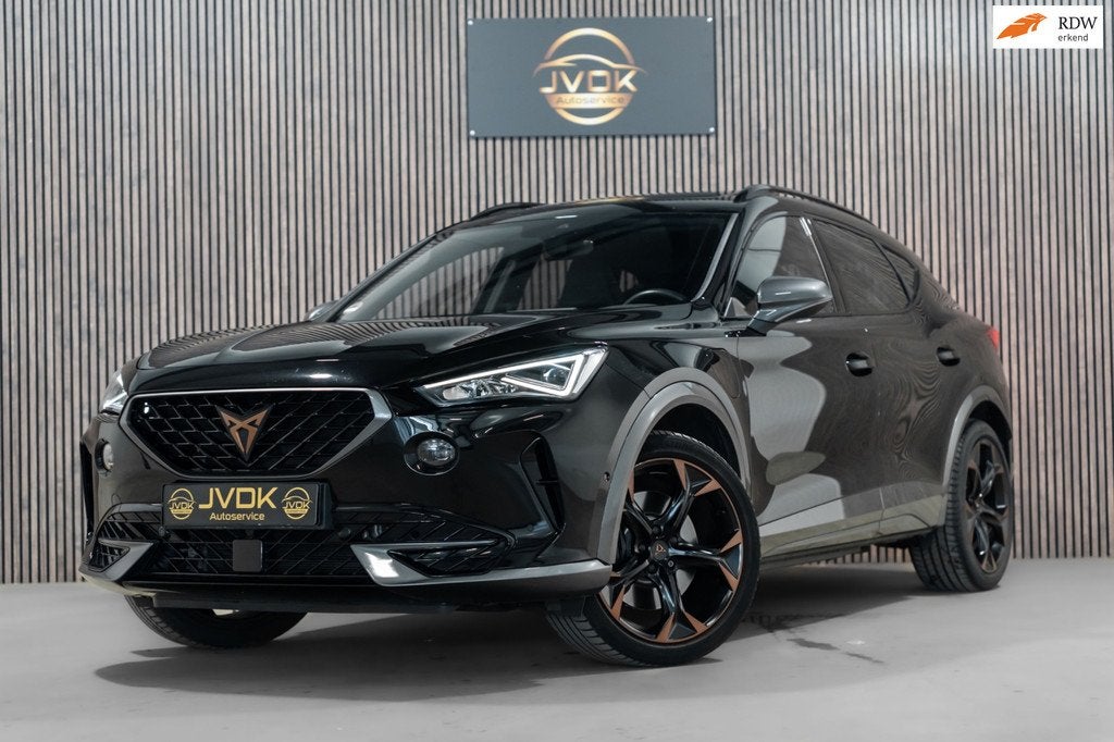 Cupra Formentor VZ Copper Edition Pano Leder Memory Camera L, Auto's, Cupra, Gebruikt, 4 cilinders, Formentor, Zwart