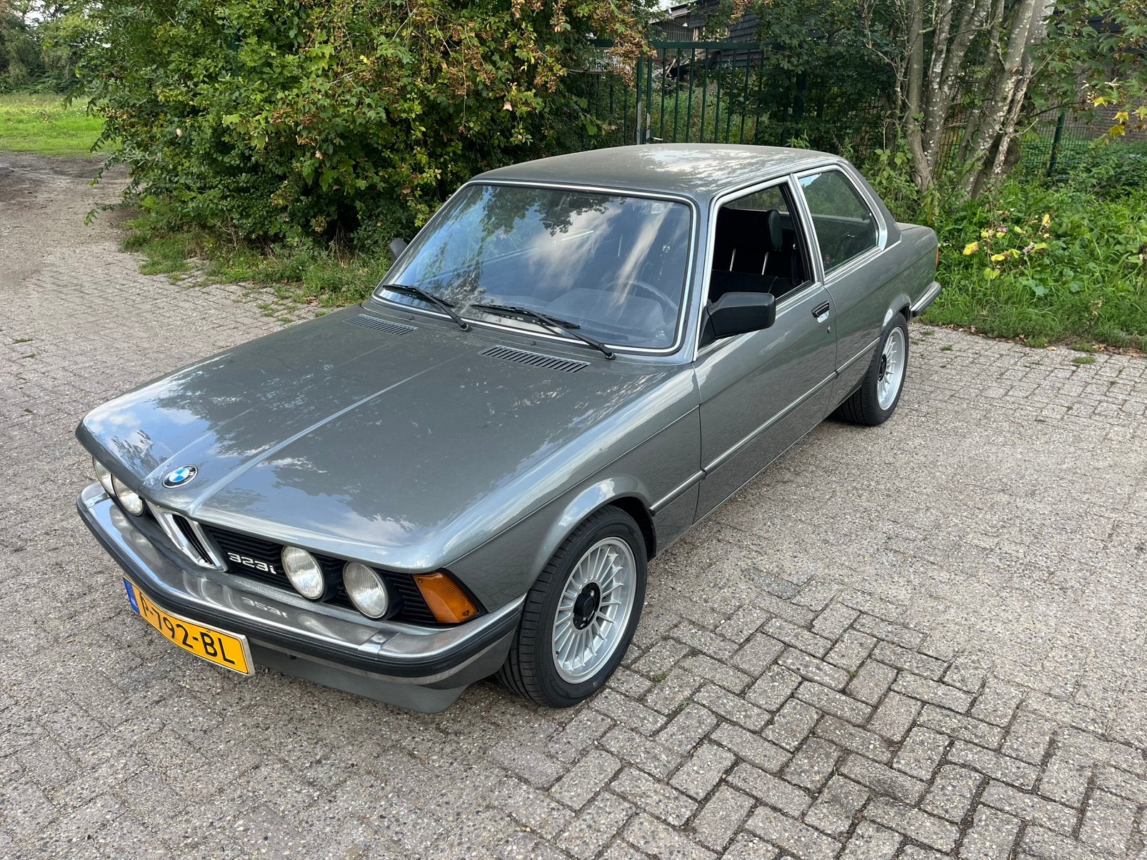 BMW 1980 Grijs, foto 1
