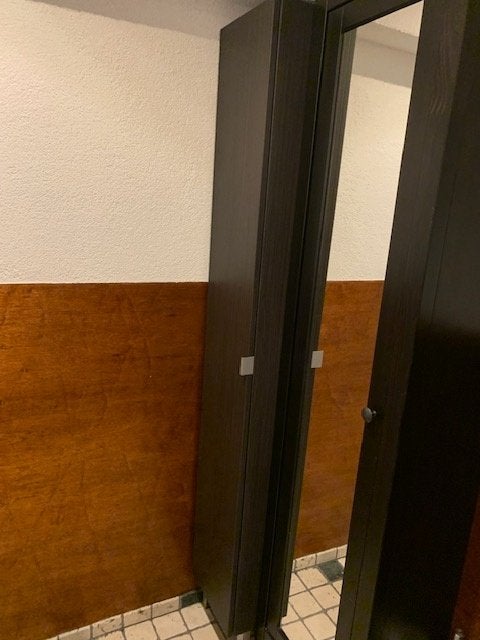 2 X Hoge IKEA Badkamer kast, Ophalen, (Half)hoge kast, Minder dan 50 cm, Gebruikt