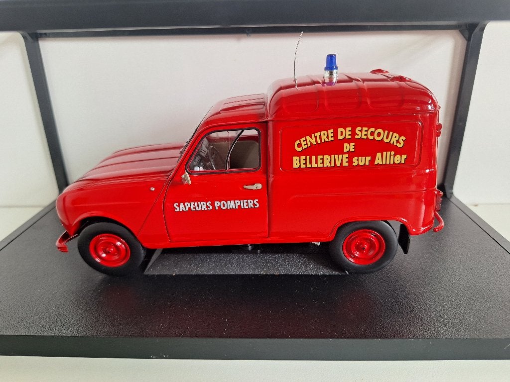Renault 4 Fourgonnette Sapeurs Pompiers Norev 1/18, Hobby en Vrije tijd, Ophalen of Verzenden, Zo goed als nieuw, Auto, Norev