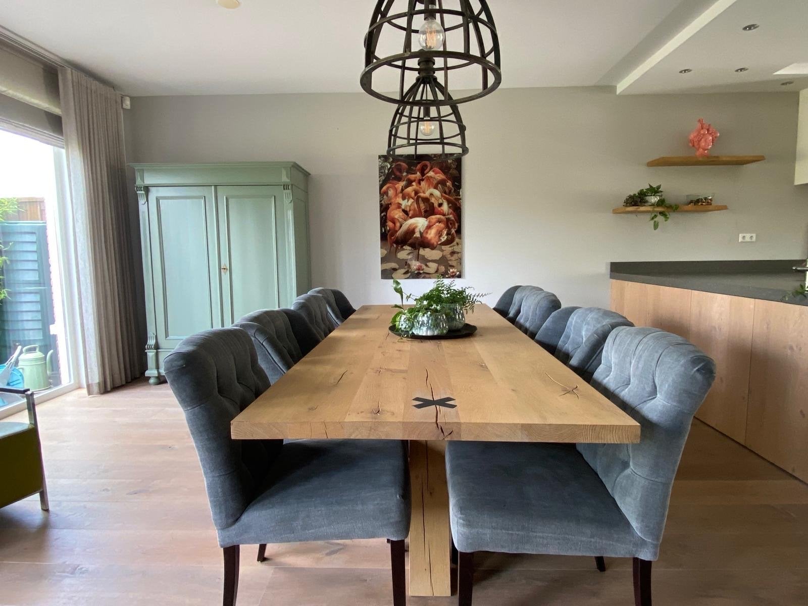 Massieve eiken eettafel met 8 stoelen van Bocx, Ophalen, Eikenhout, 200 cm of meer, 50 tot 100 cm