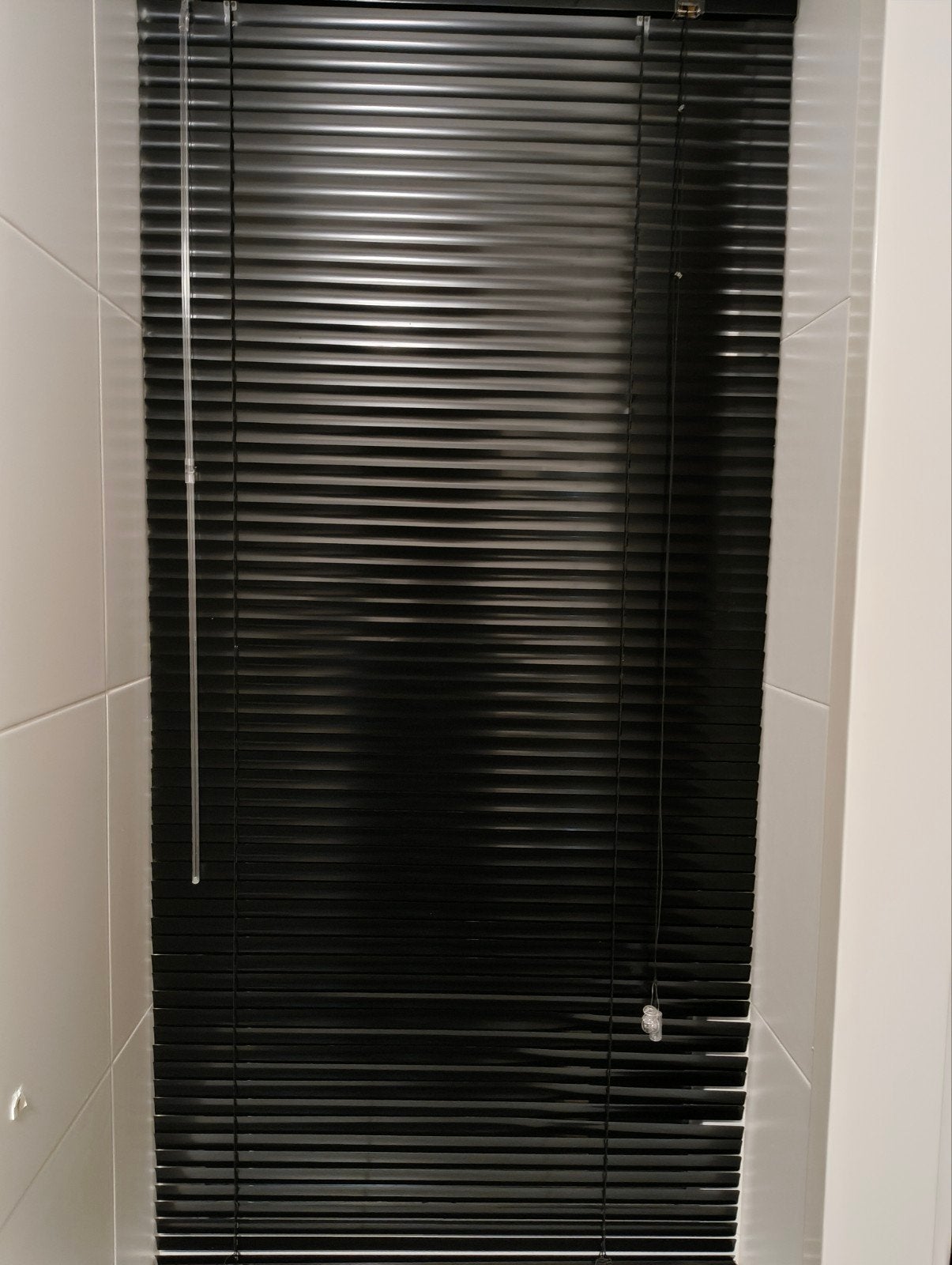 Zwarte Luxaflex Jaloezie, Ophalen, Jaloezie, 165 cm, Zwart