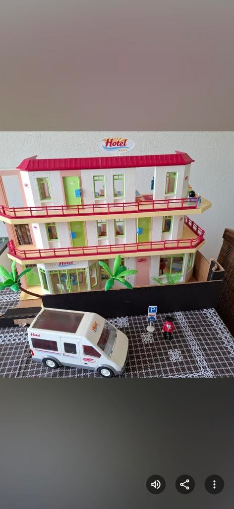 5265 Playmobil Hotel met busje en figuren, Ophalen of Verzenden, Gebruikt, Complete set