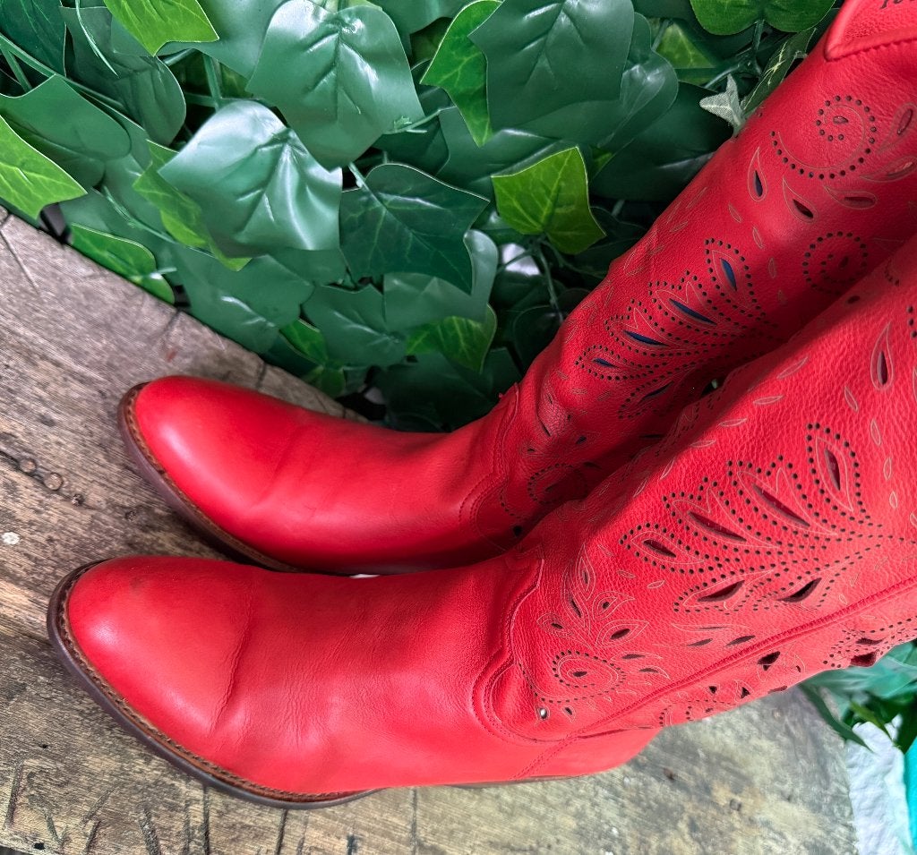 Bijna Nieuwe prachtige laarzen van Sendra maat 39, Nieuw, Ophalen of Verzenden, Sendra, Rood