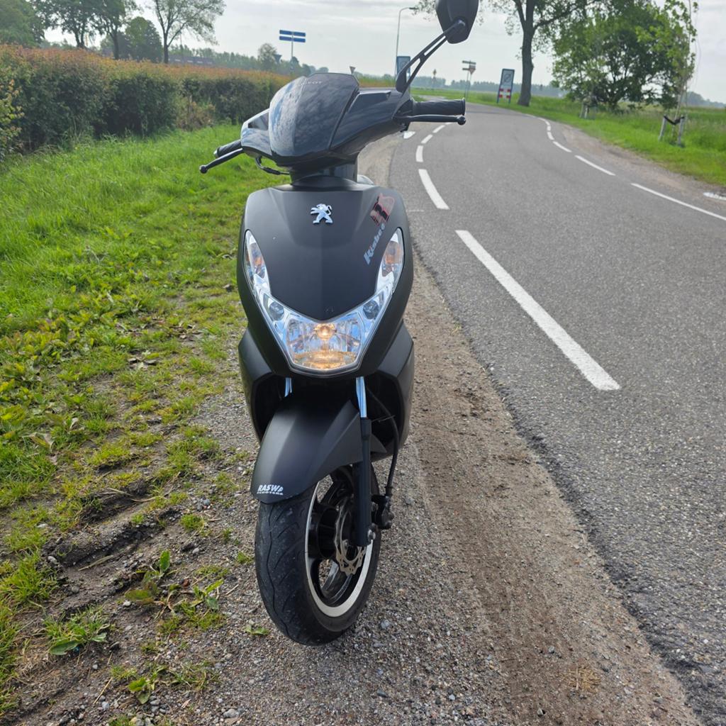 Peugeot Kisbee RS Scooter - Geel kenteken, Fietsen en Brommers, Ophalen, Gebruikt, Overige modellen, Peugeot Scooters