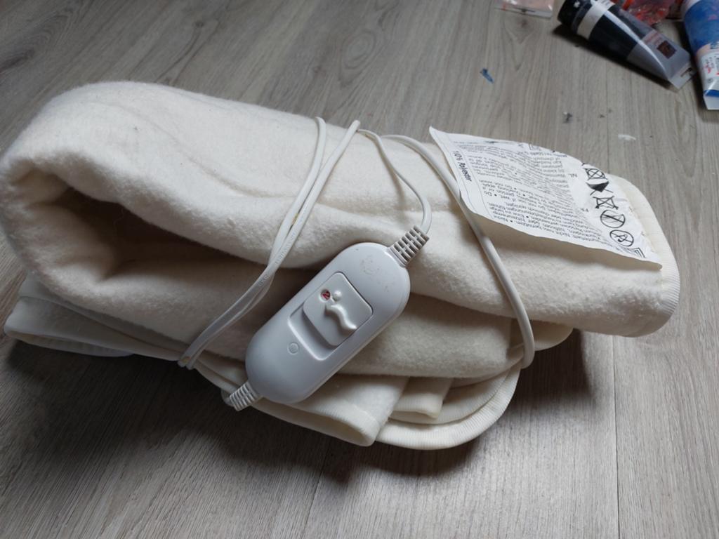 Comfortabele elektrische deken - Heerlijk warm in bed!, Gebruikt, Eenpersoons, Wit, Ophalen of Verzenden