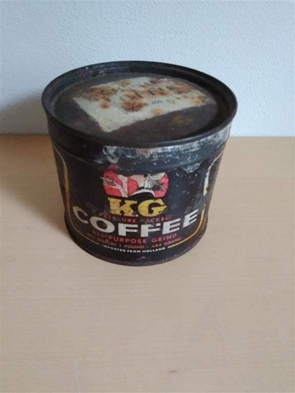 Oud blik nog vol met koffie, Verzamelen, Blikken, Ophalen of Verzenden, Gebruikt, Koffie, Overige merken