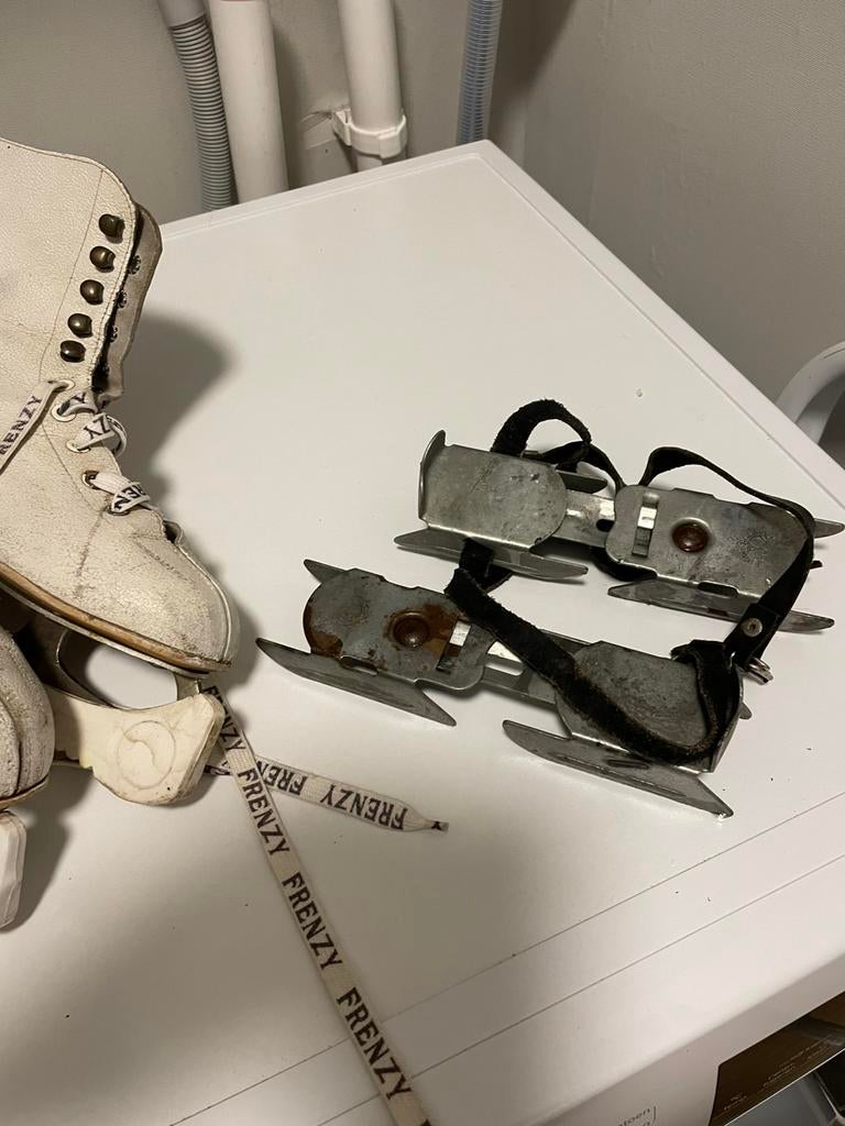 Schaatsen maat 39, Ophalen of Verzenden, Zo goed als nieuw, Kunstschaatsen, Overige merken