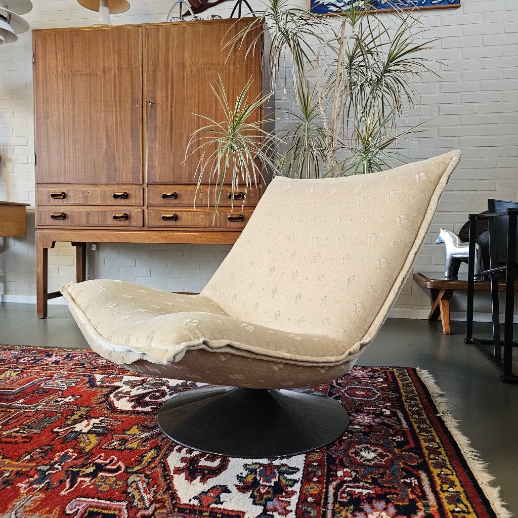 Artifort F980 Draaistoel Swivel Chair by Geoffrey Harcourt, Mid century vintage design, 75 tot 100 cm, Ophalen of Verzenden, Zo goed als nieuw