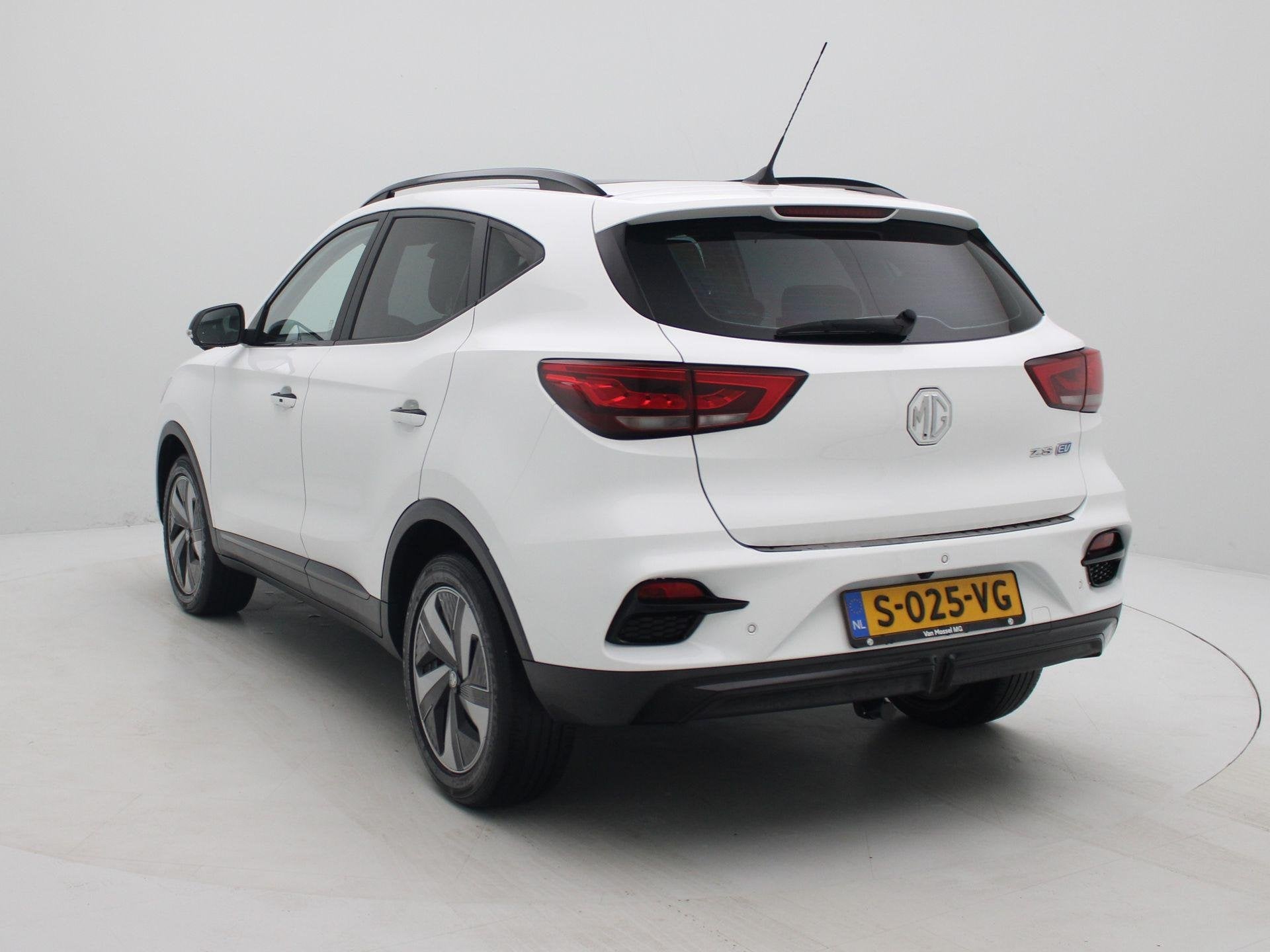 MG ZS EV Long Range Luxury 70 kWh | Apple Carplay/Android Au, Auto's, 12 maanden, Gebruikt, ZS, Wit