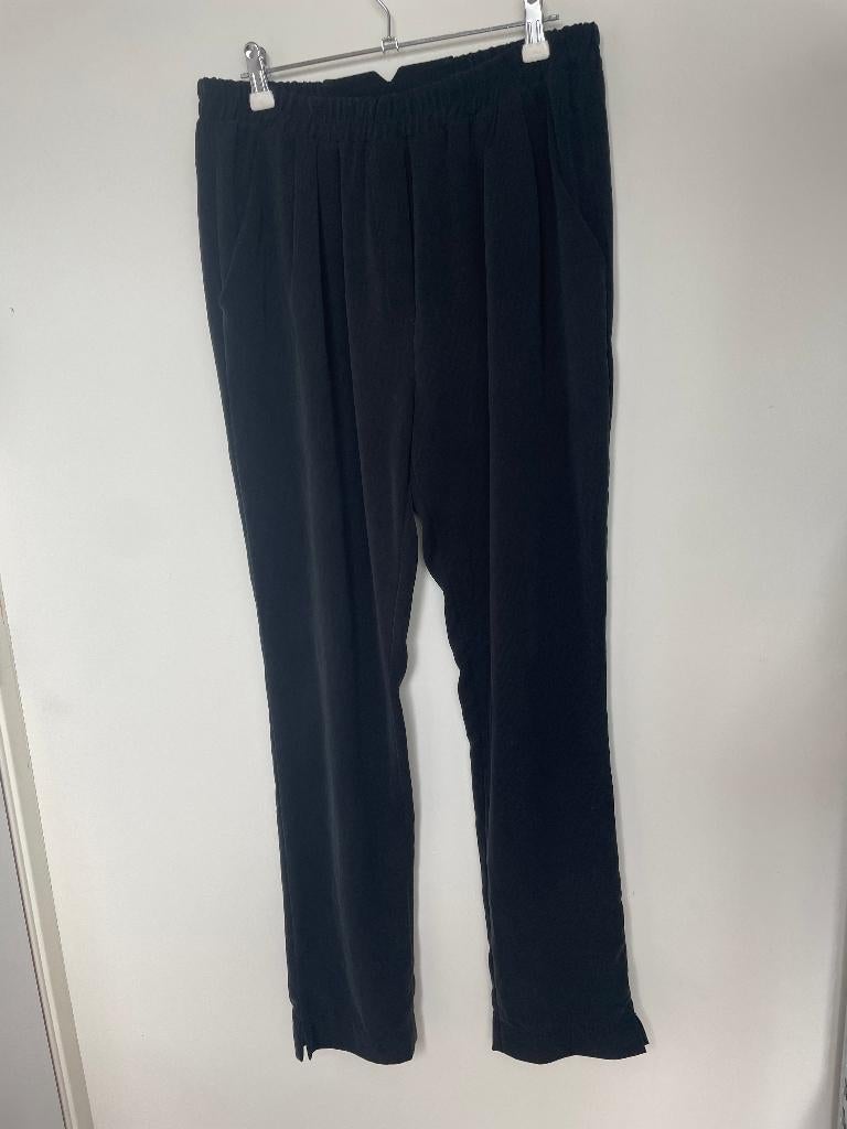 Humanoid pantalon pull on broek zwart maat M geplooid, Maat 38/40 (M), Customercare@humanoid.nl, HUMANOID Collective B.V., Humanoid