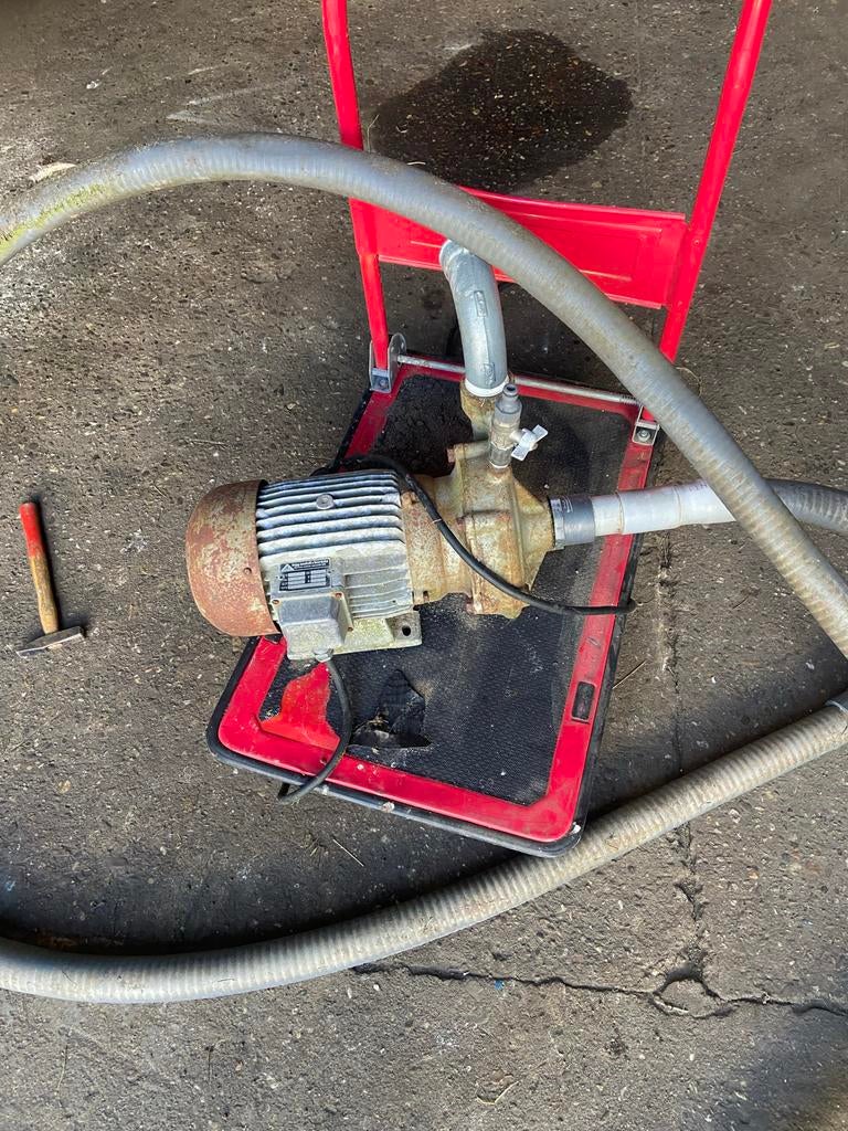 Gebruikte waterpomp met slang, Ophalen of Verzenden, Gebruikt, Elektrisch, Overige typen
