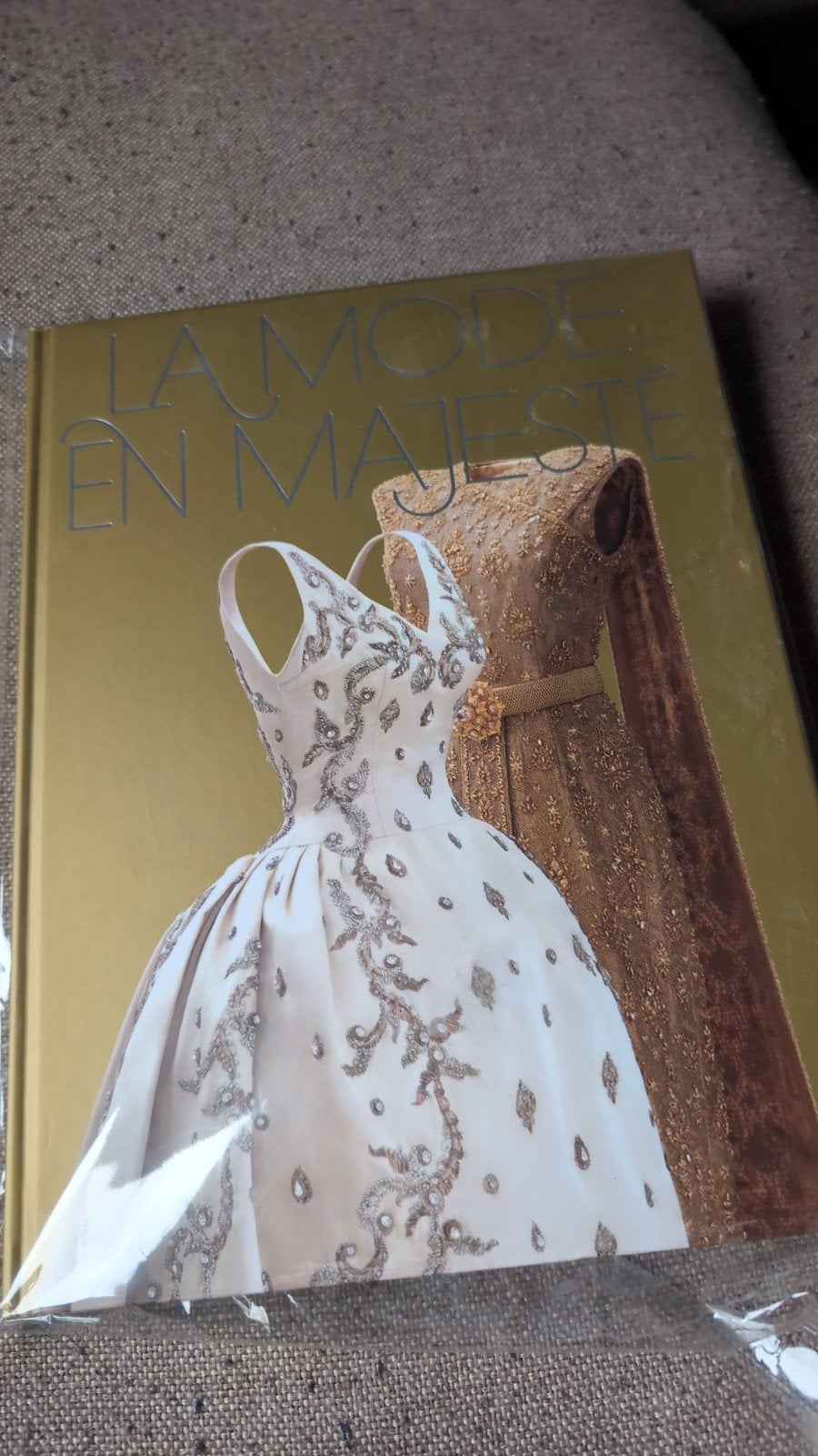 La Mode en Majesté - Prachtig modeboek, Ophalen of Verzenden, Zo goed als nieuw, Mode algemeen, Onbekend