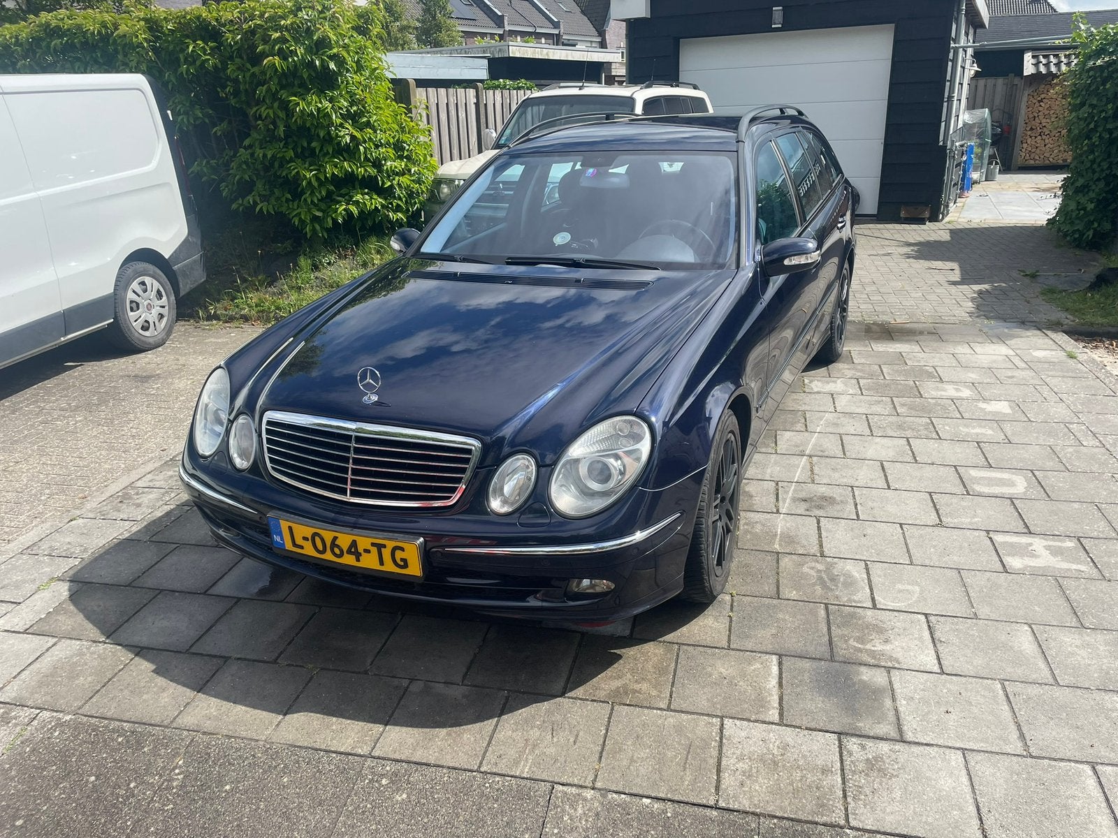 Mercedes e350 4 matic, Auto diversen, Schadeauto's, Wit, Diesel, 3200 cc, SUV of Terreinwagen
