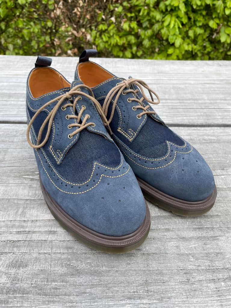 Dr. Martens Blauwe suède schoenen - Zo goed als nieuw, Ophalen of Verzenden, Zo goed als nieuw, Blauw, Veterschoenen