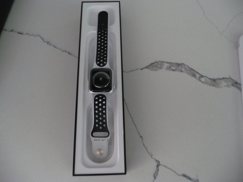 Apple Watch Series 5 Nike (44mm), Apple Watch ⌚️, IOS, Zo goed als nieuw, Zilver