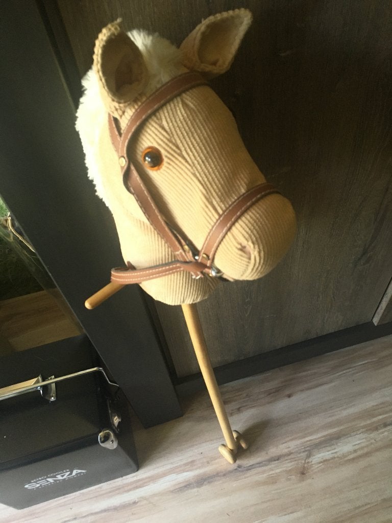 grappig stoffen stokpaardje met wieltjes, Ophalen, Gebruikt