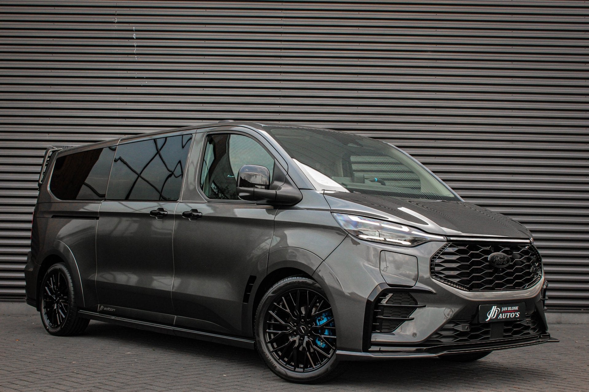 Ford E-Transit Custom 320 L2H1 MS-RT 71kWh 286PK DC DUBBEL C, Auto's, Automaat, Dealer onderhouden, Achterwielaandrijving, Geheel digitaal combi-instrument