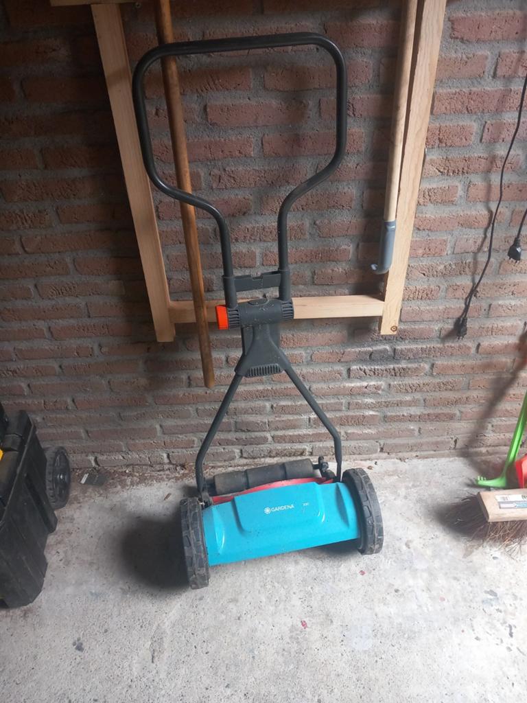 Gardena handgrasmaaier - Perfect voor kleine gazons, Tuin en Terras, Grasmaaiers, Ophalen, Gebruikt, Handgrasmaaier, 30 t/m 39 cm