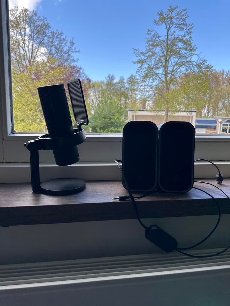 Nortech Streaming Microfoon & Battletron Gaming Speakers RGB, Ophalen of Verzenden, Zo goed als nieuw, Overige typen