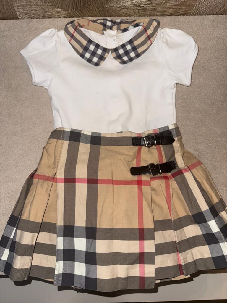 Burberry setje, Ophalen of Verzenden, Zo goed als nieuw, Meisje, Setje