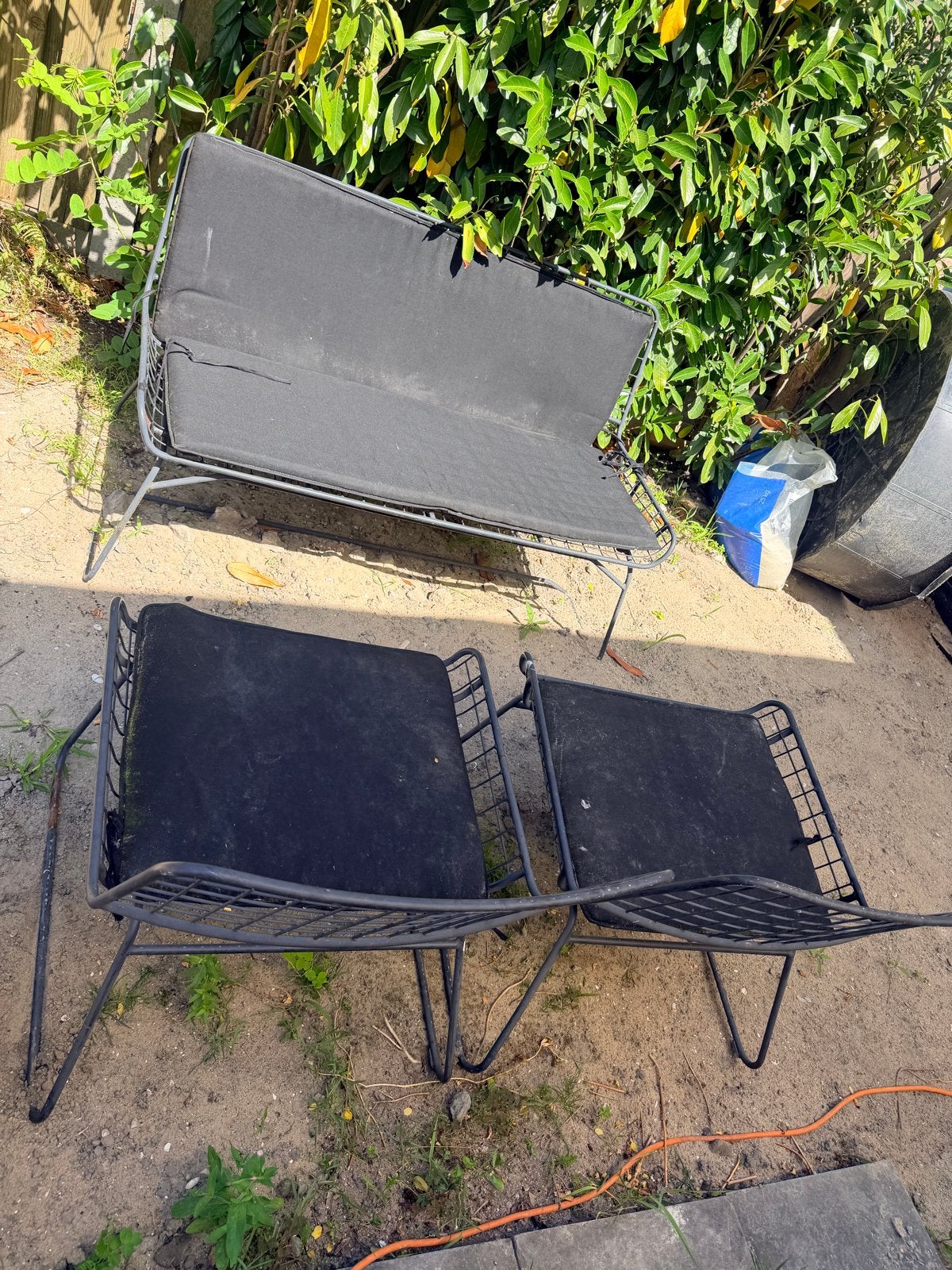 Leuke zwarte tuinset van Karwei, Gebruikt, Ophalen of Verzenden, Overige materialen, 4 zitplaatsen