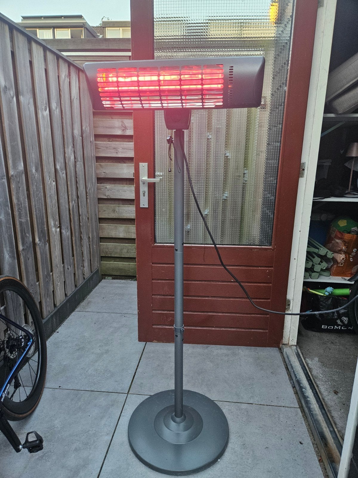 Terrasverwarmer op standaard - Elektrisch, Tuin en Terras, Terrasverwarmers, Ophalen, Gebruikt, Elektrisch, Vloer