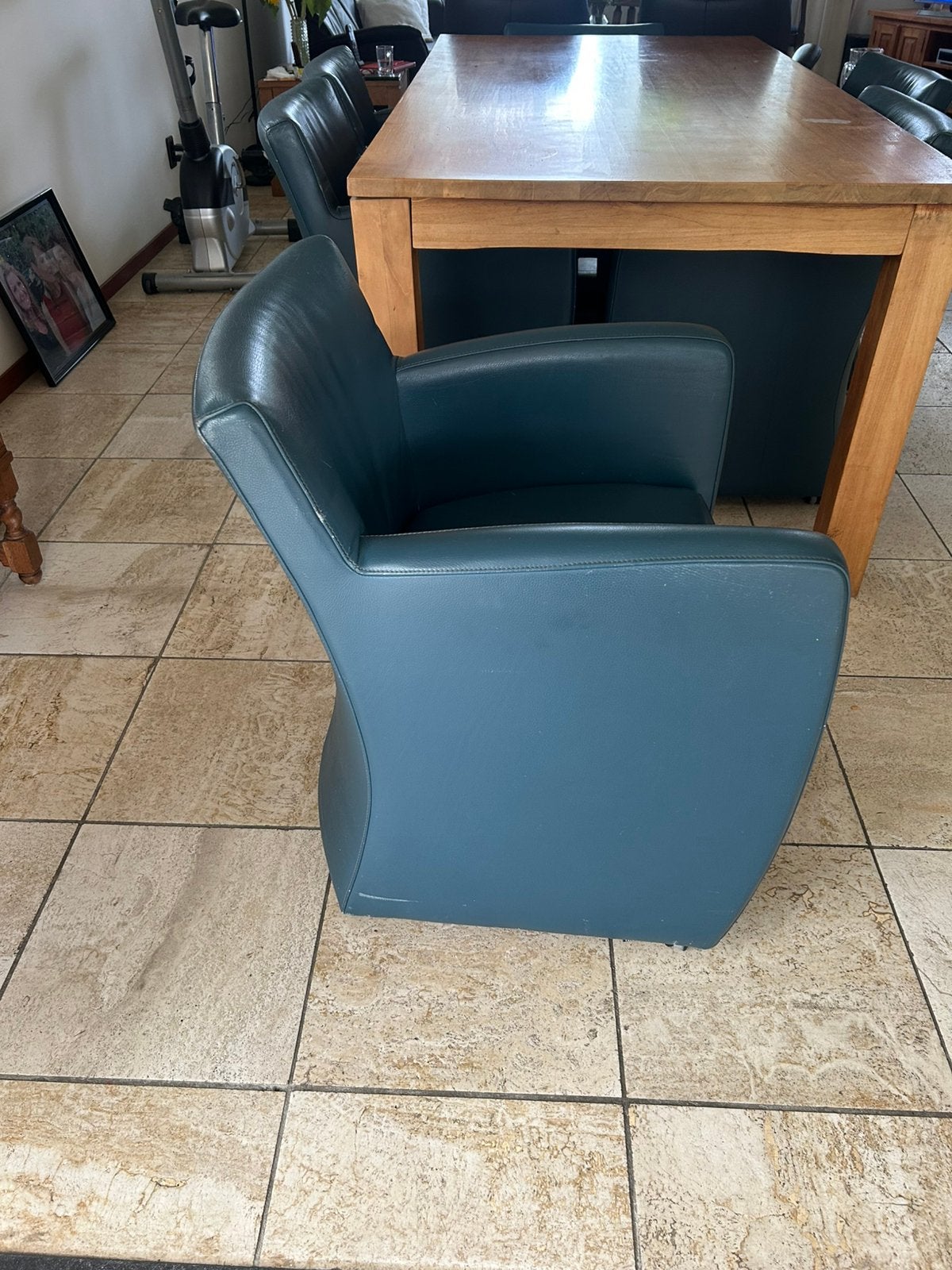 Zes leren stoelen met wieltjes, Huis en Inrichting, Stoelen, Ophalen, Gebruikt, Overige kleuren, Leer
