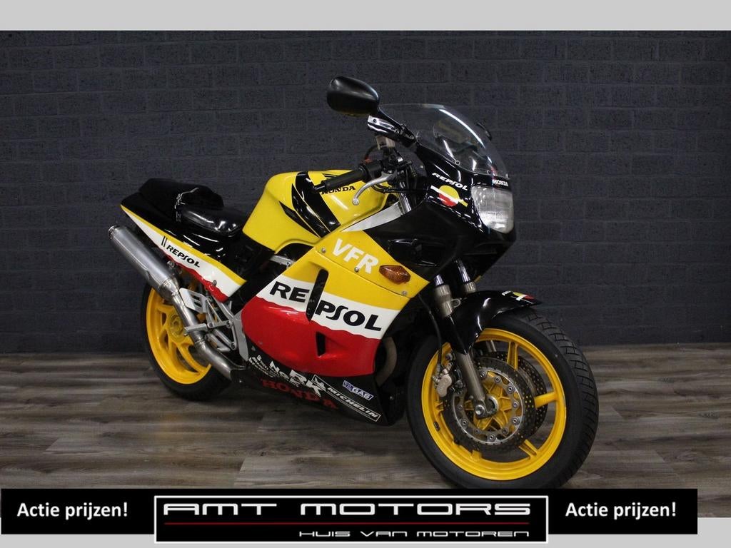HONDA VFR 400 R (bj 1988) VFR4 V4 DOHC Collectors Item, HONDA, 4 cilinders, Motorrijbewijs A, Bedrijf