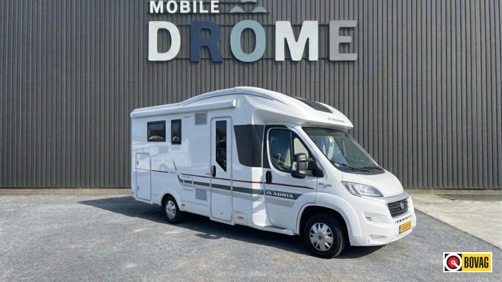 Adria Matrix Plus 600 SC, Caravans en Kamperen, Ringverwarming, Elektrische ramen, 6 tot 7 meter, Bedrijf