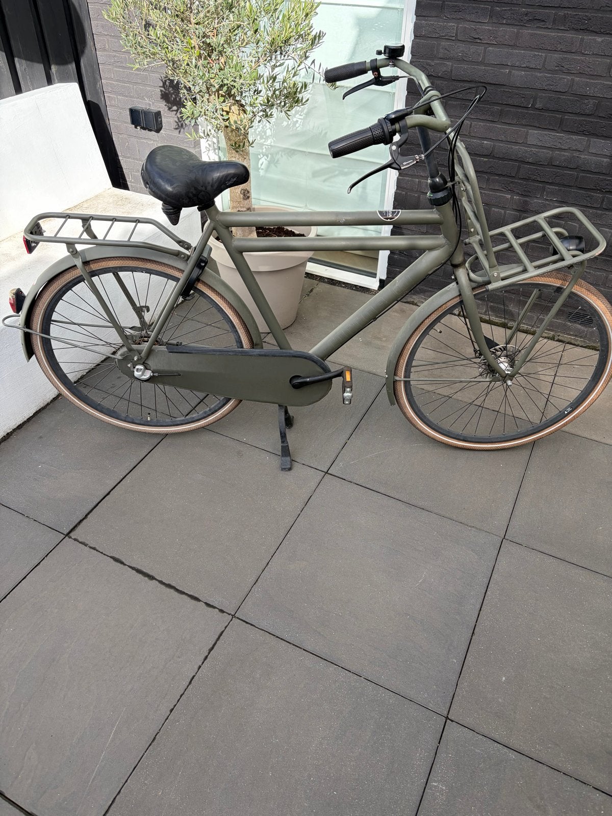 Stoere olijfgroene transportfiets met voordrager, Gebruikt, Versnellingen, Ophalen, Overige merken