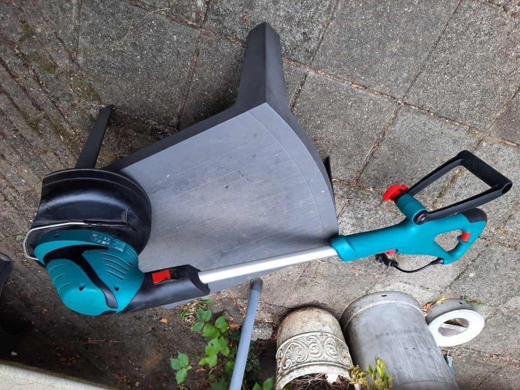BOSCH elektrische grastrimmer, Ophalen, Gebruikt, 10 tot 30 cm, Bosch